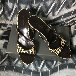 Kate Spade Giraffe print sling back heels